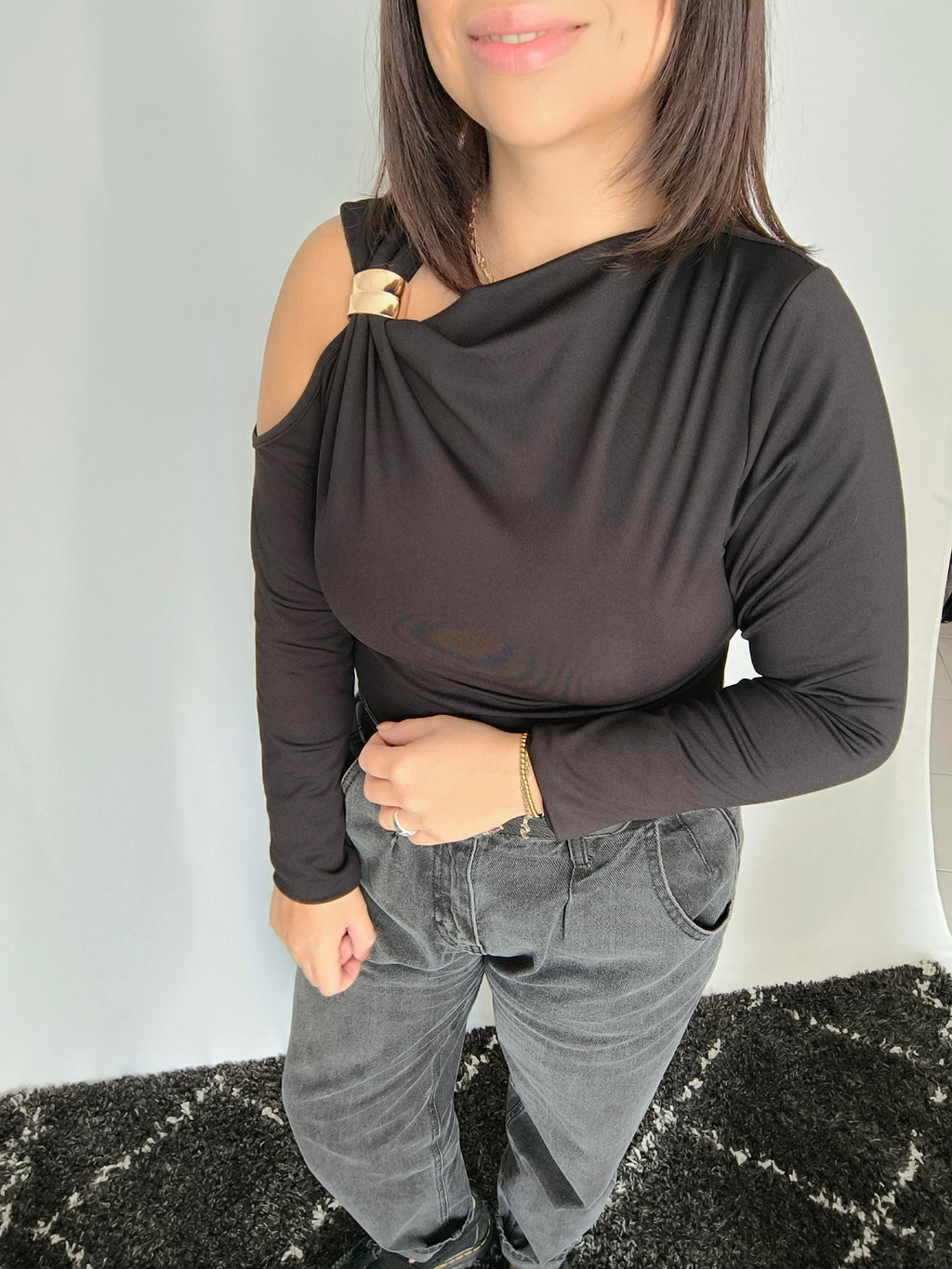 Sous pull asymétrique